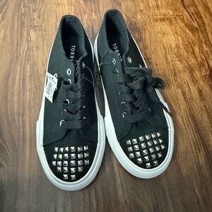 Torrid Black Studded Lace-Up Low Top Sneaker Size 8 (WW)